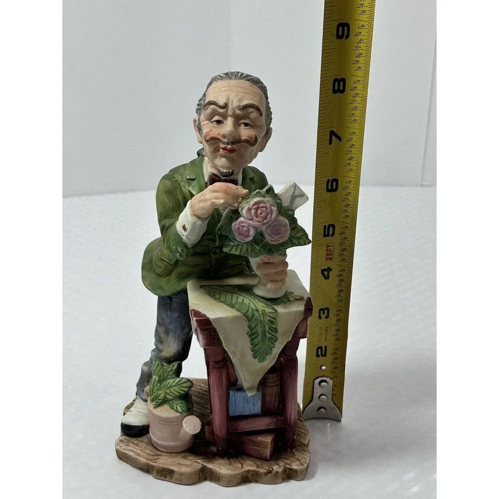 Rare Vintage Lefton The Florist Man Figurine Holding Flowers‎ 1950's Made Japan